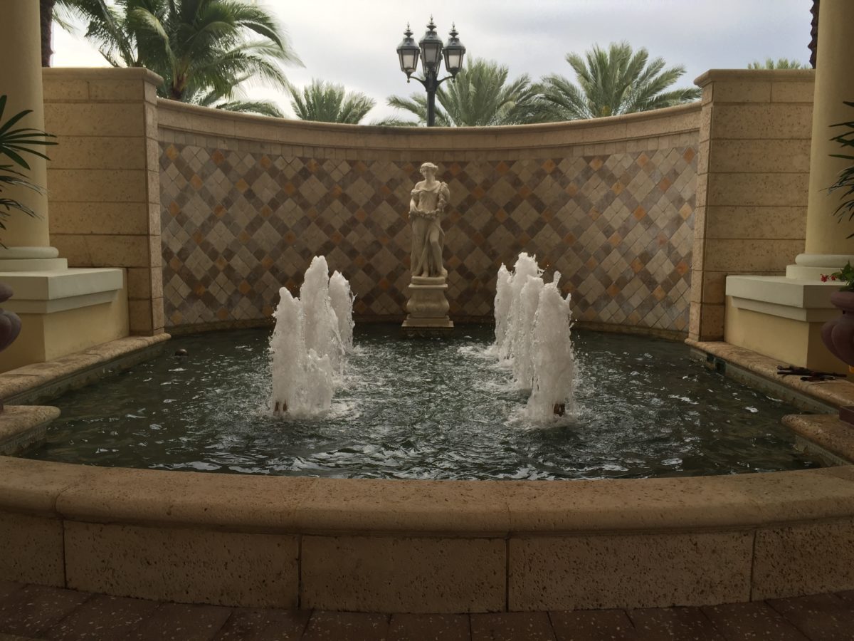 You are currently viewing Acqualina Enter Fountain